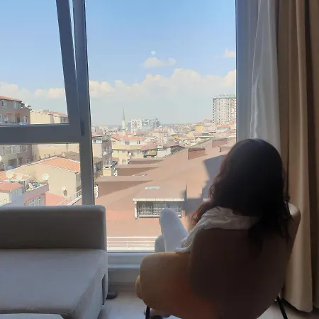 New High Floor 2br In Heart Of * İstanbul